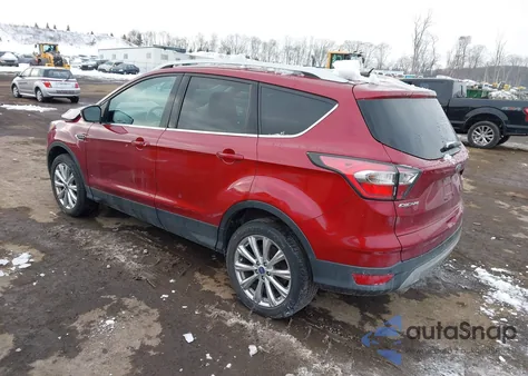 2017 Ford Escape Titanium z USA, uszkodzony, nr VIN 1FMCU9JD6HUA30708